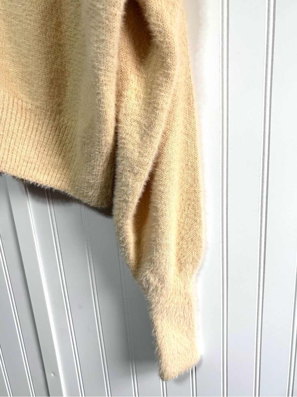 Urban Outfitters Cream Fuzzy Oversized Button Cardigan Sweater Size Small - Picture 3 of 12
